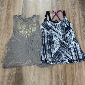 2 lululemon athletica Tank Tops Tan and Black in good condition S & XS